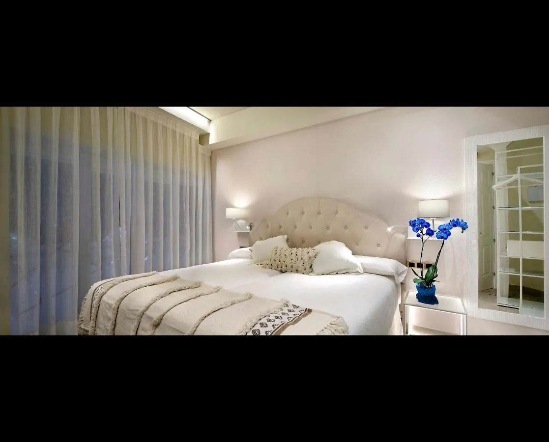 Pension Plaza Nueva Bilbao 3*,
